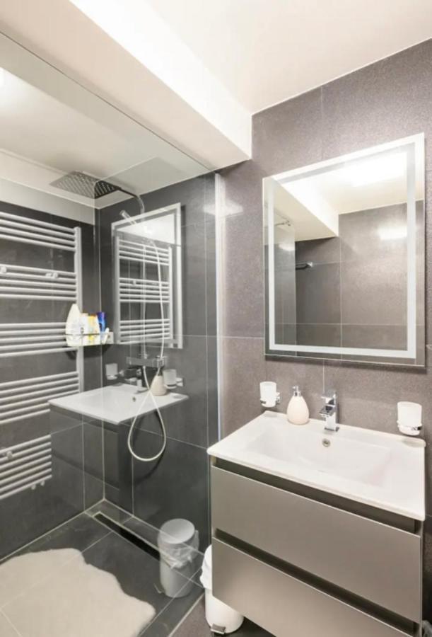 Guenstiges Gruenes Ferienzimmer Mit Separater Moderner Dusche Lörrach Εξωτερικό φωτογραφία